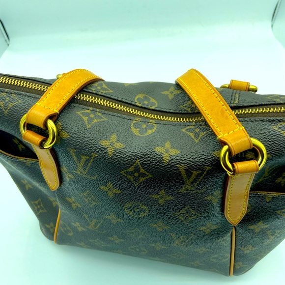 Louis Vuitton Monogram Totally PM Bag. - Picture 7 of 14